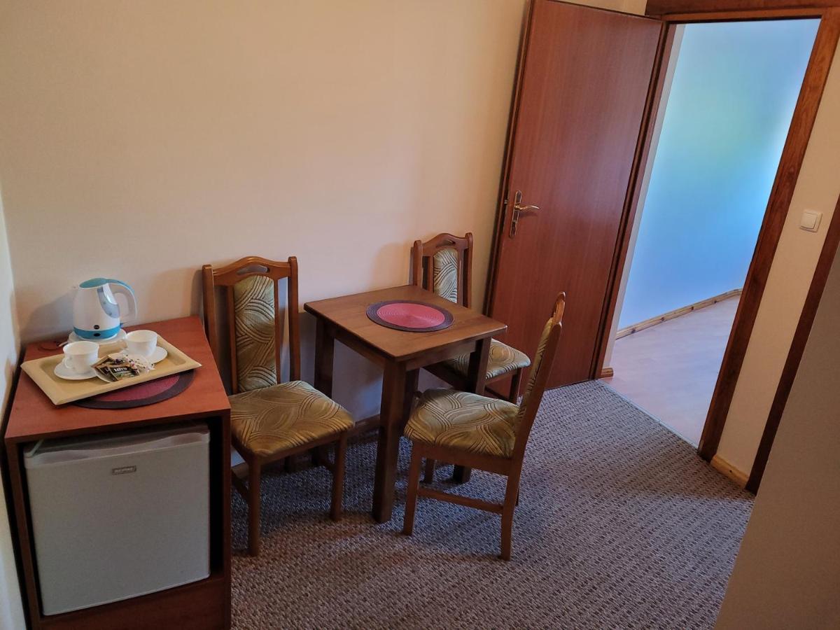 Dom Wczasowy Pod Zegarem Łeba Buitenkant foto