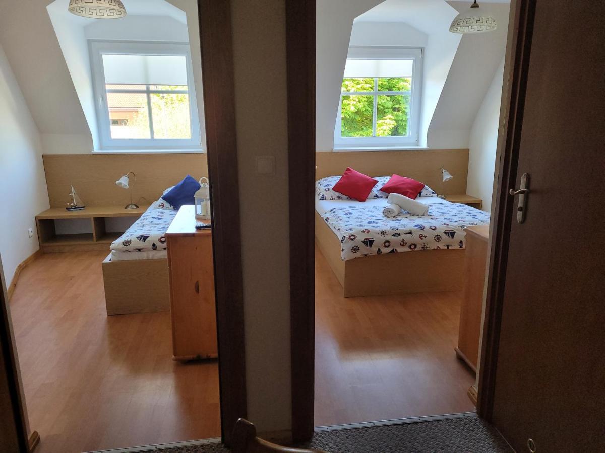 Dom Wczasowy Pod Zegarem Łeba Kamer foto